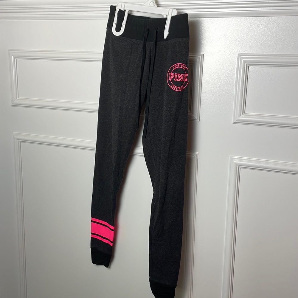 Pink leggings